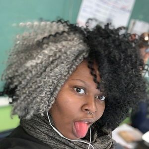 Meet your Posher, Davevena